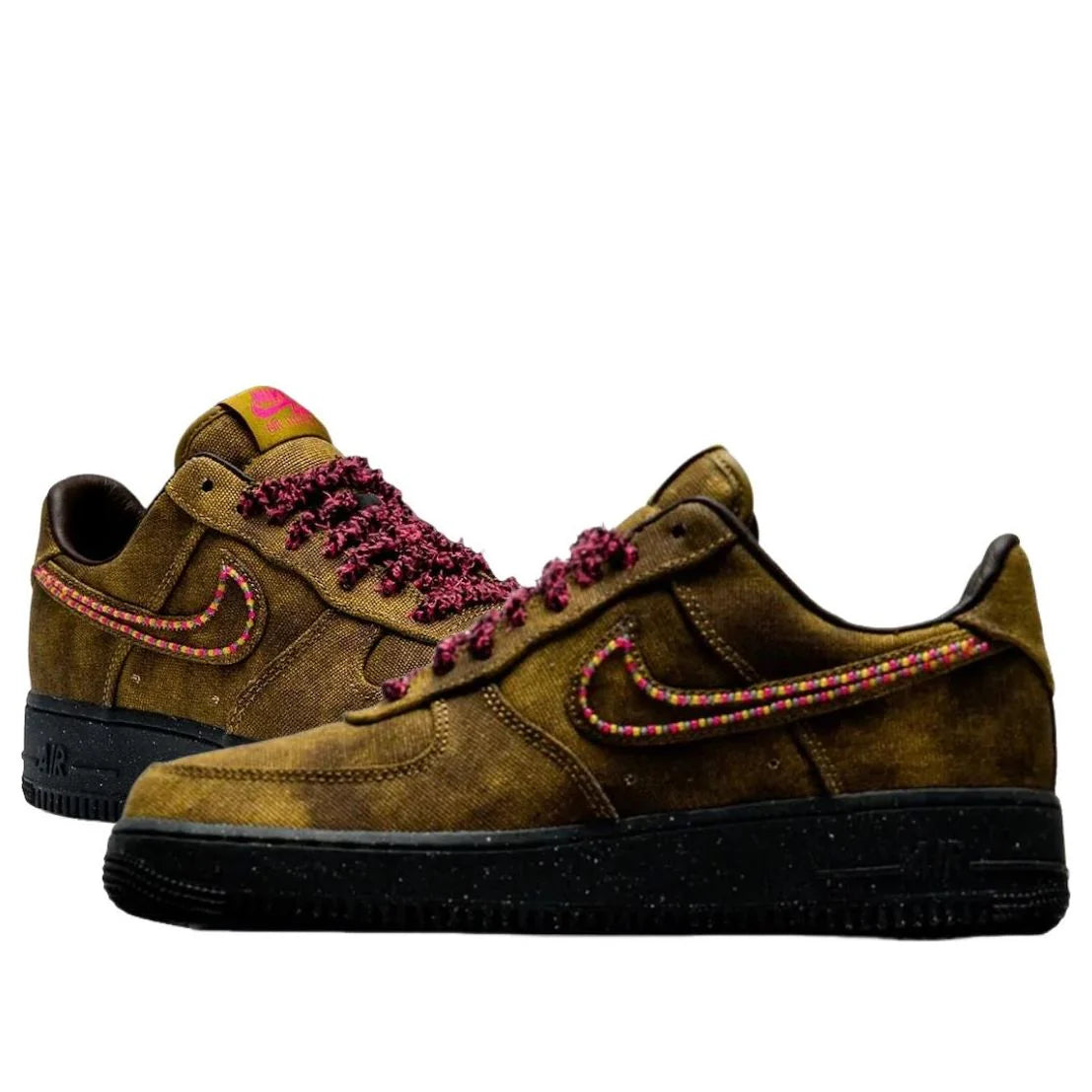 IO4474 300 Nike Air Force 1 Low '07 QS Boucle Desert Moss Fierce Pink