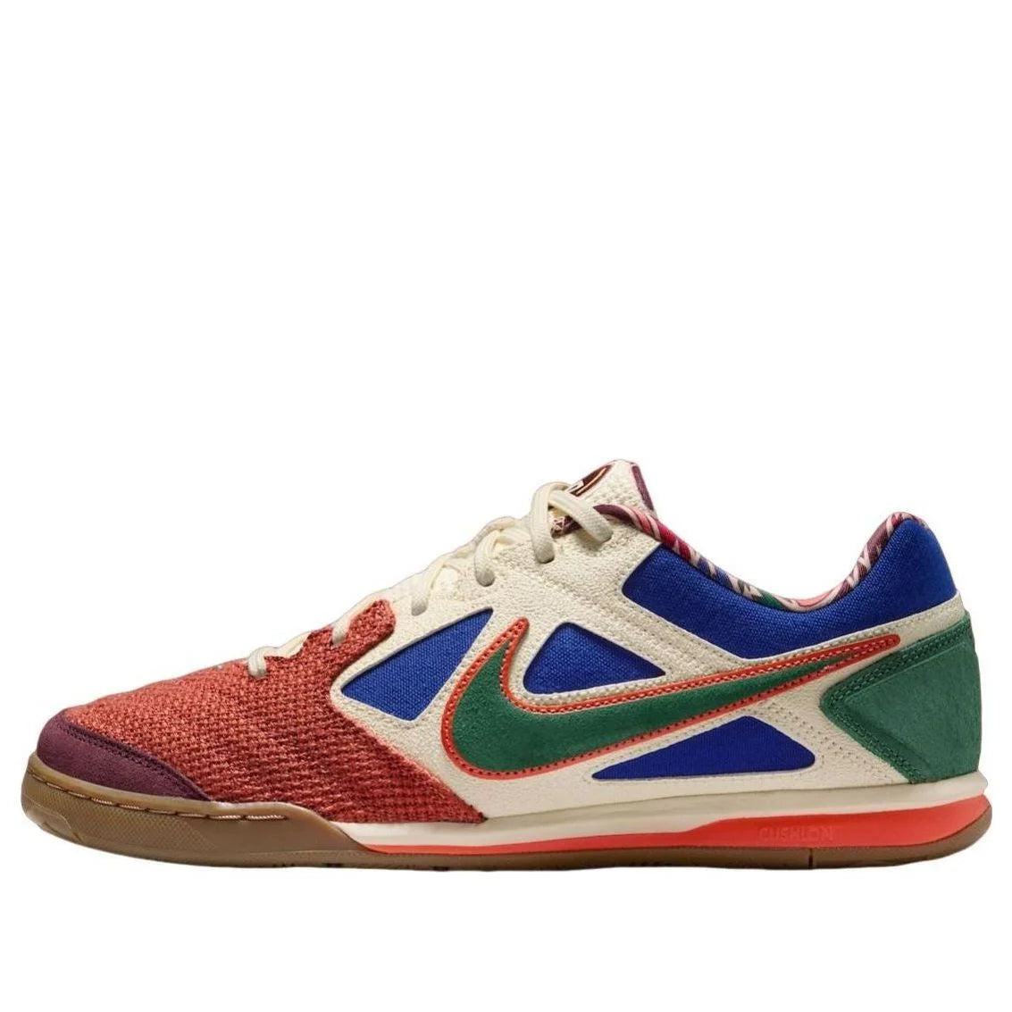 IQ1660 113 Nike Gato N7