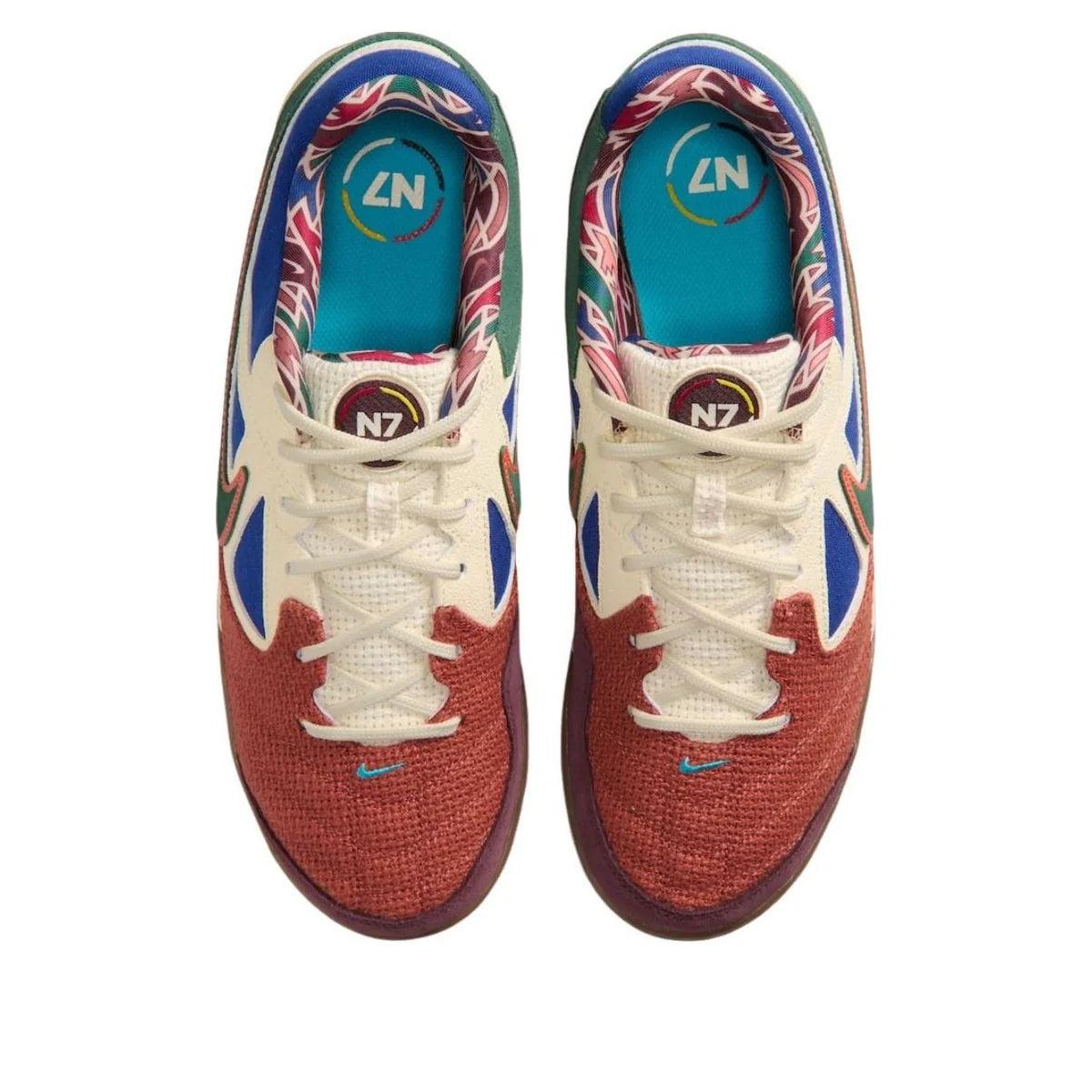 IQ1660 113 Nike Gato N7