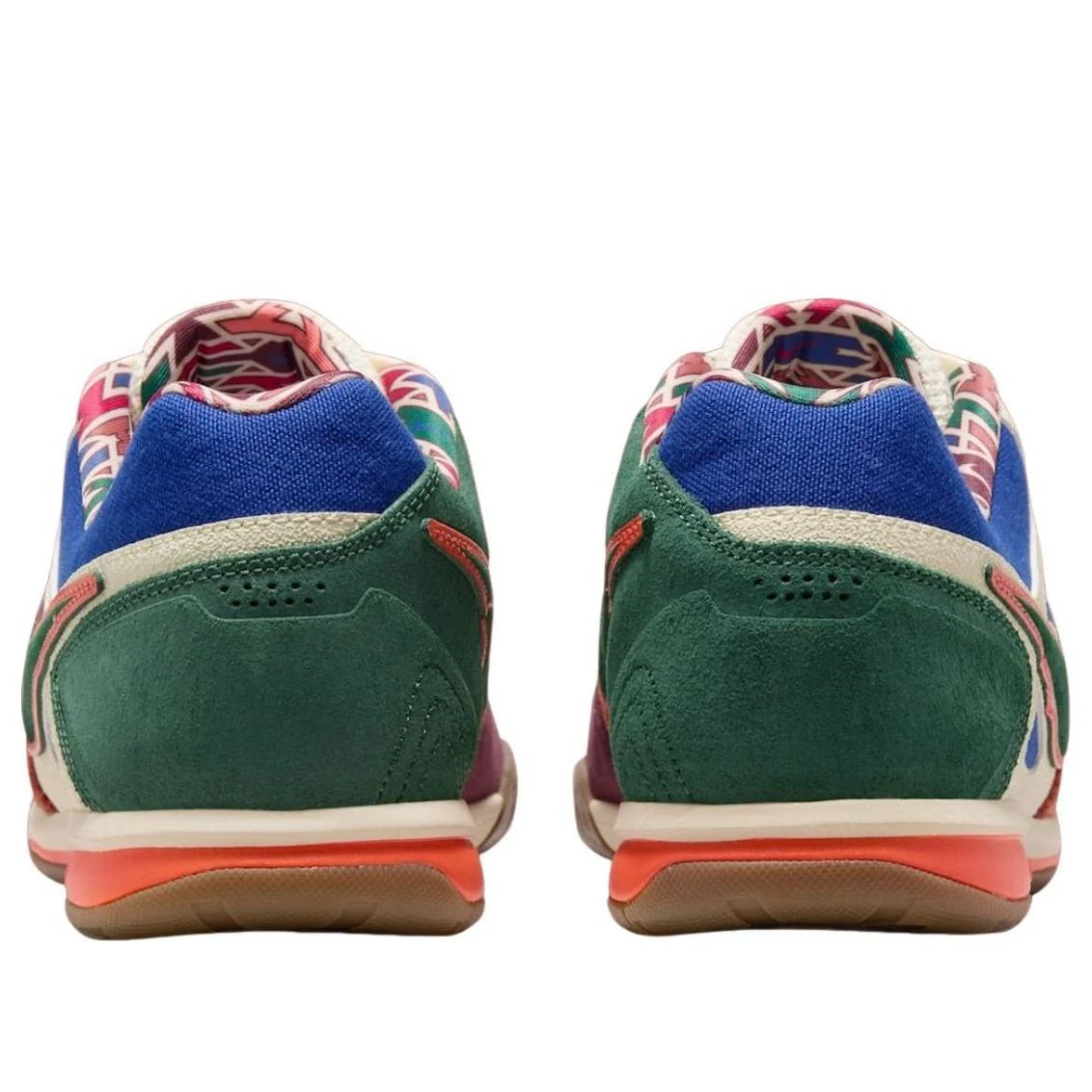 IQ1660 113 Nike Gato N7