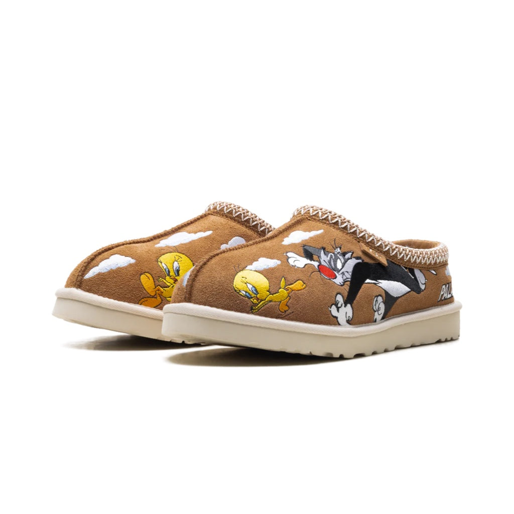 1181910 CHE UGG Tasman Slipper Palace x Looney Tunes Chestnut