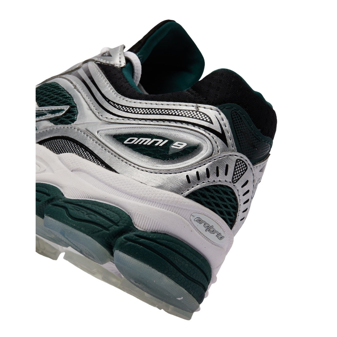 S70900 4 Saucony ProGrid Omni 9 Green Black Silver Orange