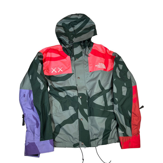 KAWS x The North Face Retro 1986 Mountain Jacket Balsam Green 86 Print [USED] - M (Used)