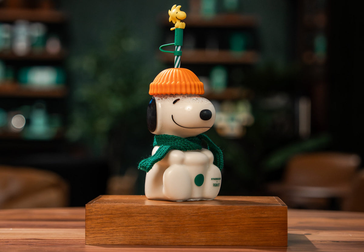 Starbucks x Peanuts The Snoopy Glass Cold Cup