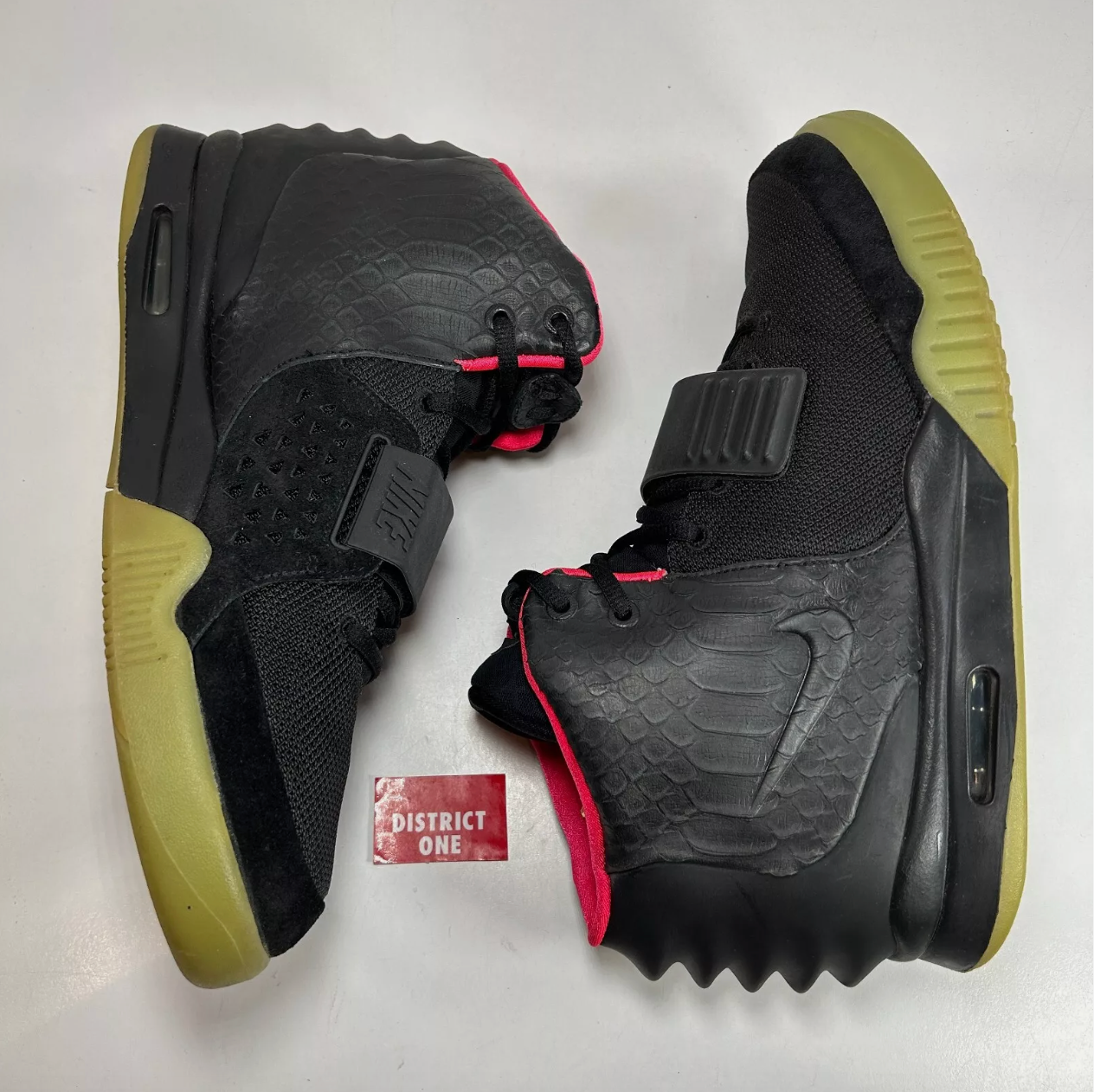508214 006 Nike Air Yeezy 2 Solar Red [USED] - 12 M (Used)