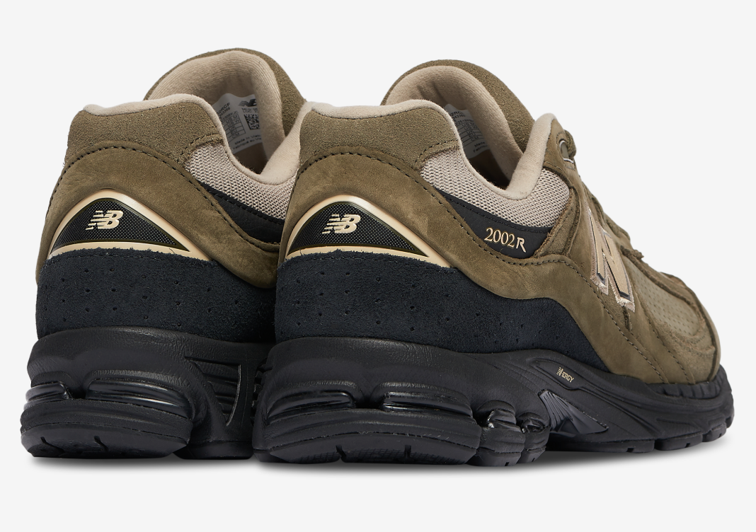 M2002RCF New Balance 2002R Olive Green Black