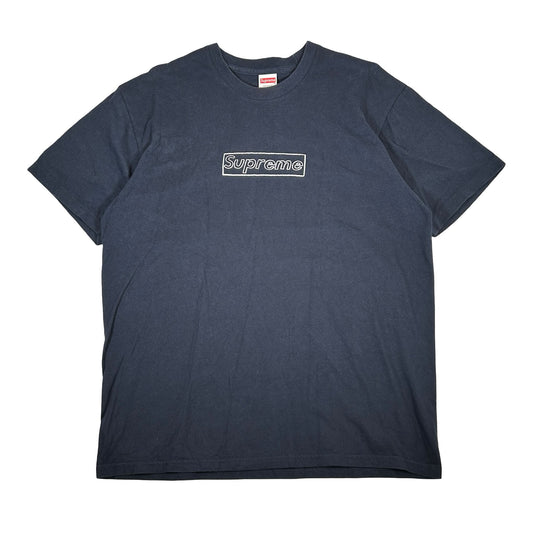 Supreme KAWS Chalk Logo Tee Navy [USED] - L (Used2)
