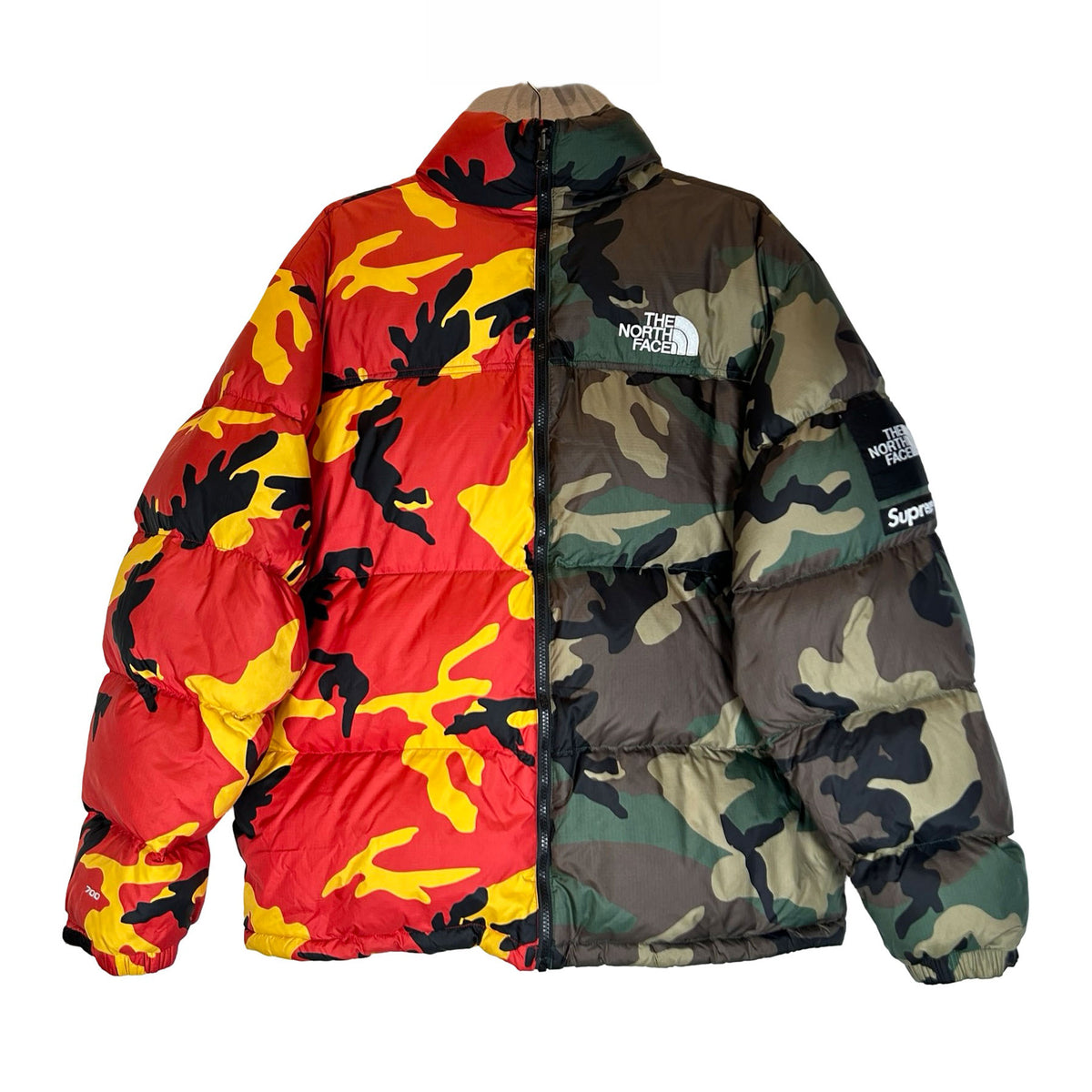 Supreme The North Face Split Nuptse Jacket Camo [USED] - XL (Used)