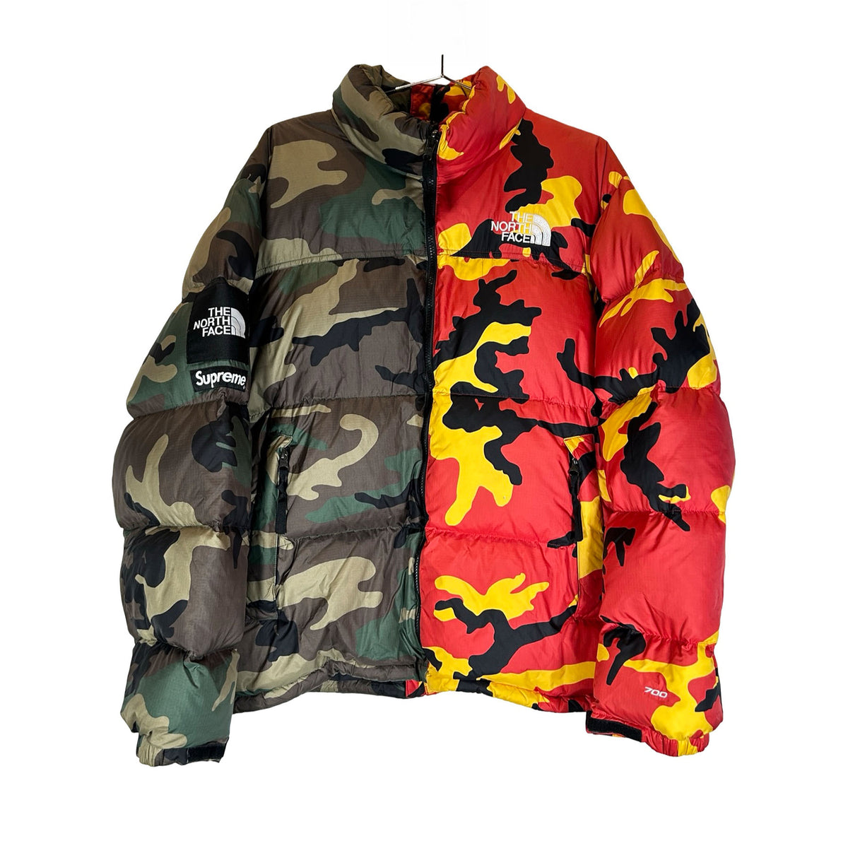 Supreme The North Face Split Nuptse Jacket Camo [USED] - XL (Used)