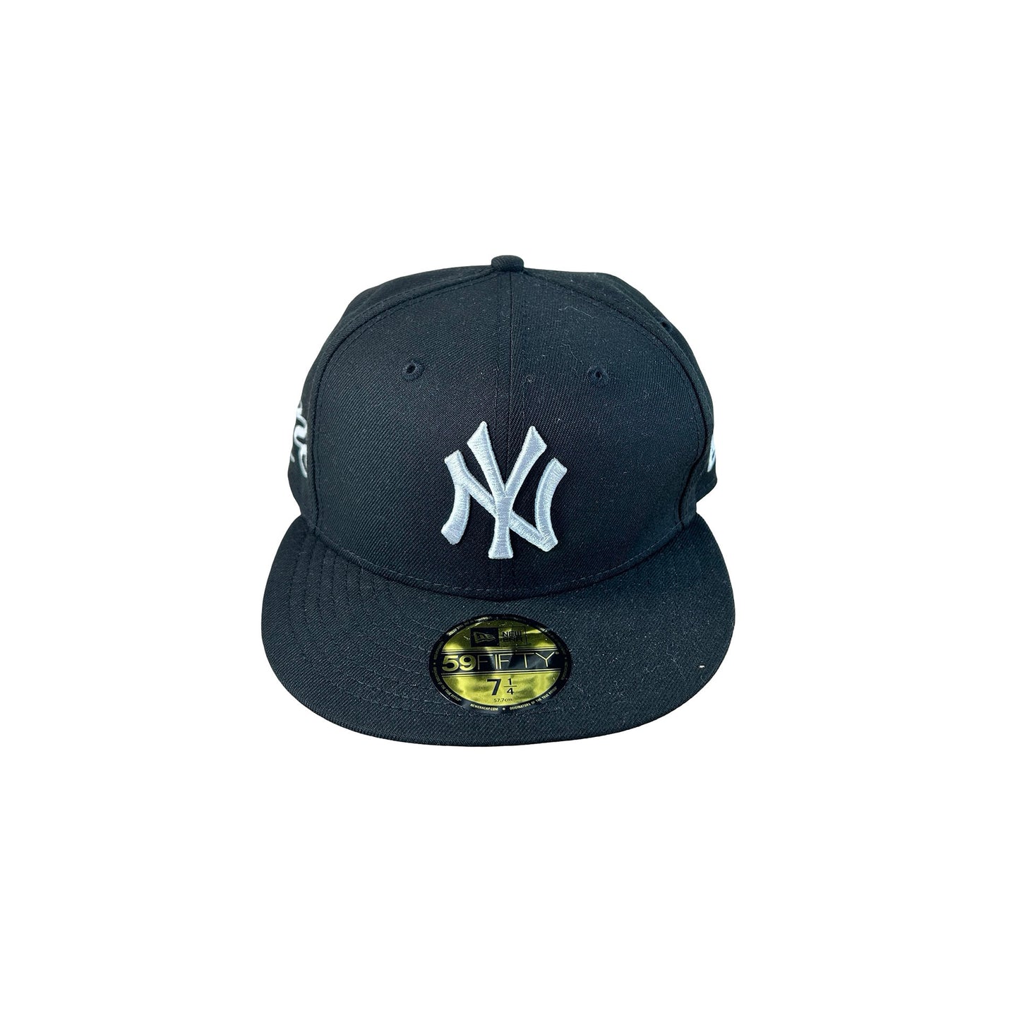 Supreme New York Yankees New Era 59Fifty Fitted Hat Black [USED] - 7 1/4 (Used)