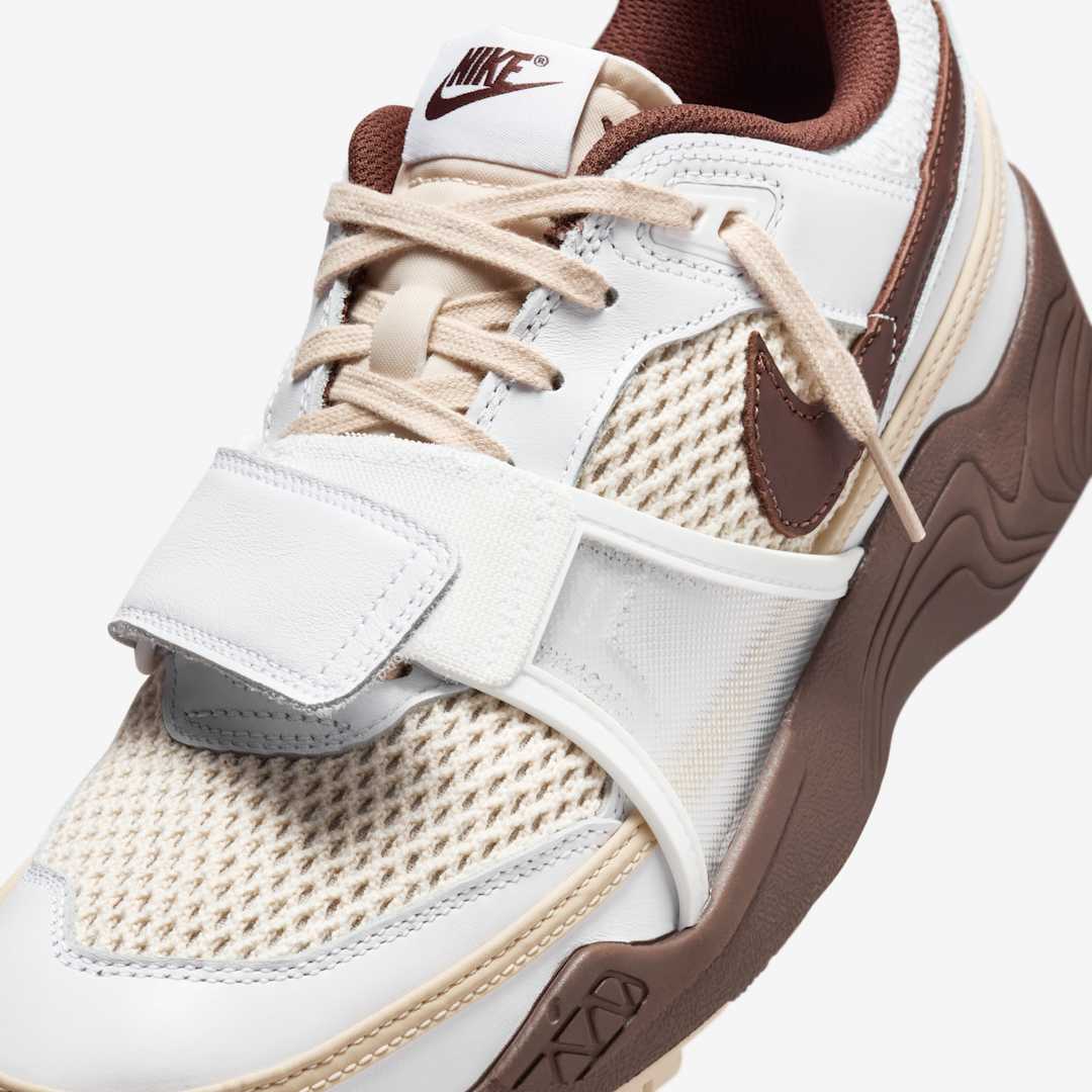 HQ3073 100 Nike Zoom Field Jaxx Travis Scott Light Chocolate