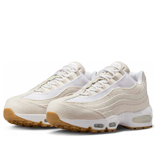HM4743 100 Nike Air Max 95 OG Levis Light Orewood Brown