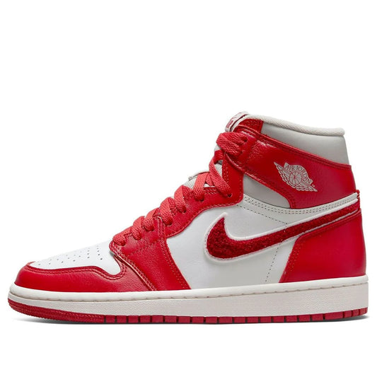 DJ4891 061 Air Jordan 1 Retro High OG Varsity Red (W)