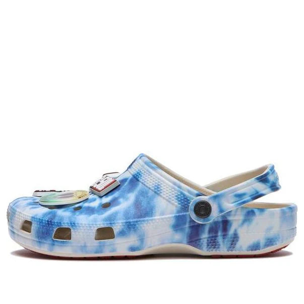 208918 160 Crocs Classic Clog Levi's Tie-Dye