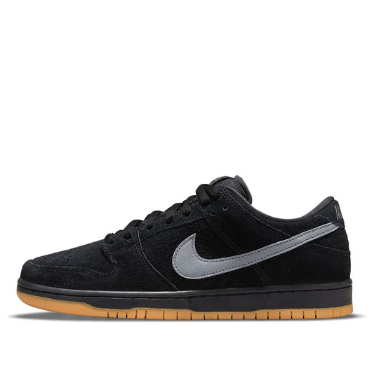 BQ6817 010 Nike SB Dunk Low Fog