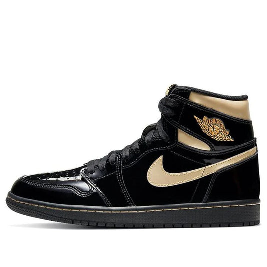 555088 032 Jordan 1 Retro High Black Metallic Gold (2020)