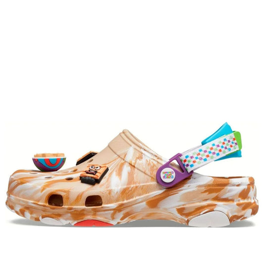 207920 2E9 Crocs Classic Clog Cinnamon Toast Crunch