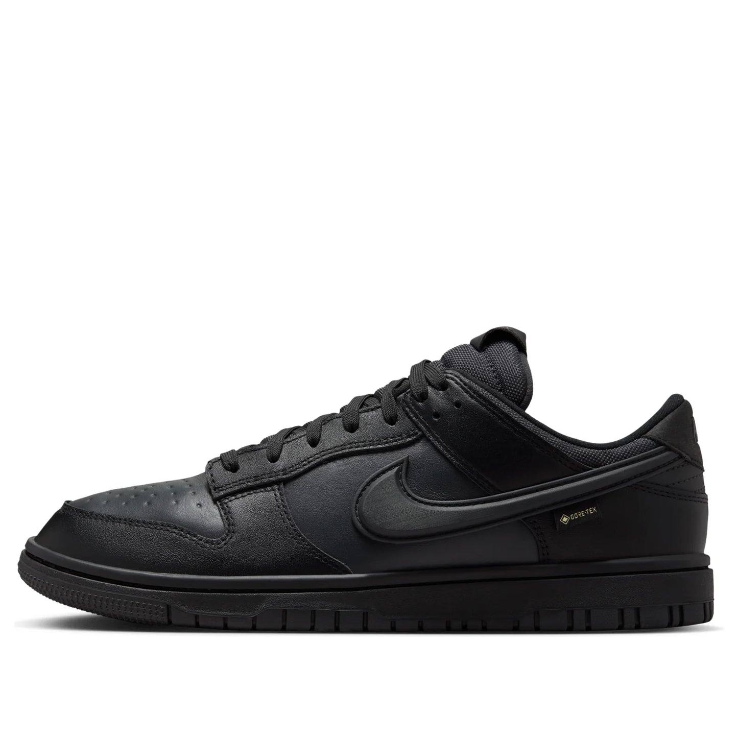 HQ2053 001 Nike Dunk Low Gore-Tex Triple Black