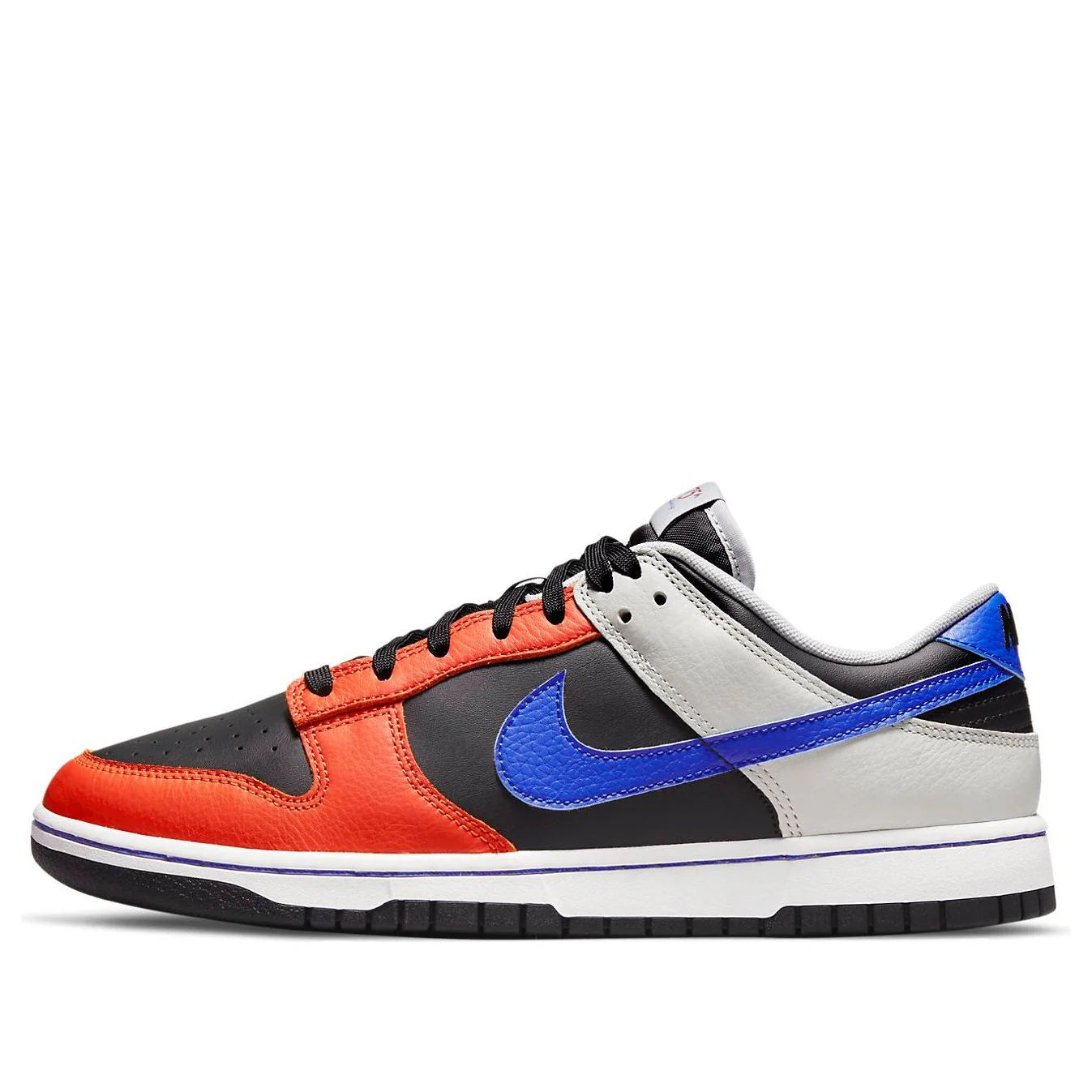 DD3363 002 Nike Dunk Low EMB NBA 75th Anniversary Knicks