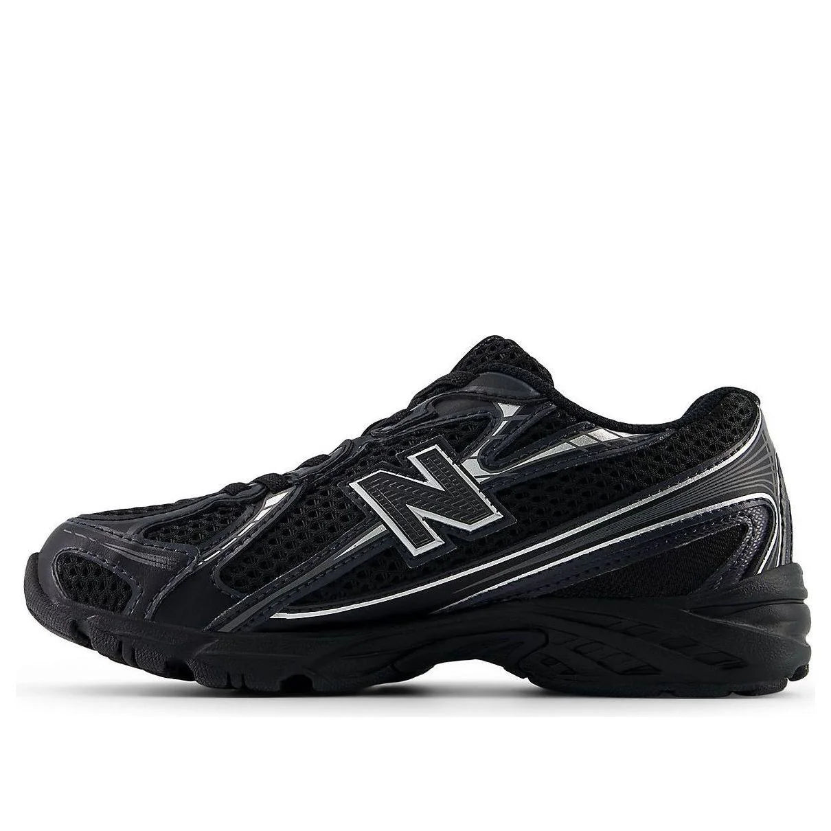 PZ740BM New Balance 740 Bungee Lace Black Grey Silver (PS)