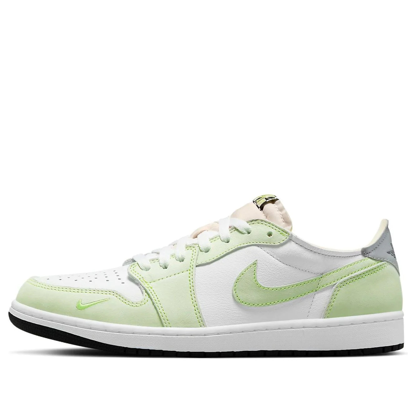 DM7837 103 Air Jordan 1 Retro Low White Ghost Green Black