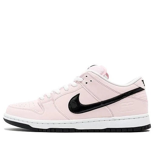 833474 601 Nike SB Dunk Low Pink Box