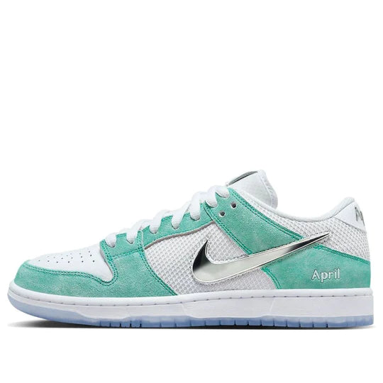 FD2562 400 Nike SB Dunk Low April Skateboards