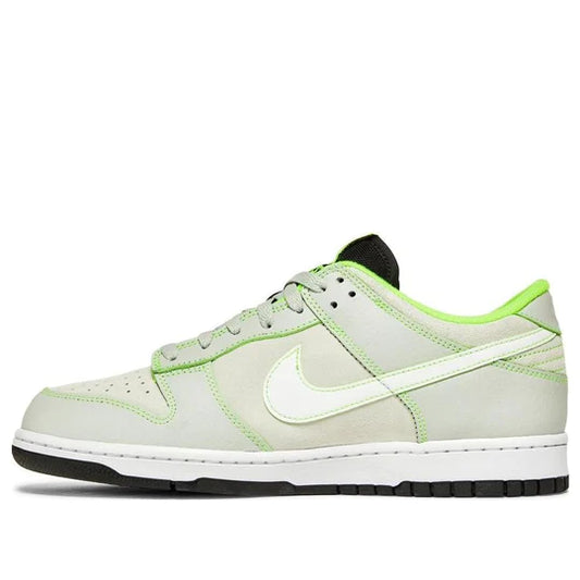 FQ7260 001 Nike Dunk Low University of Oregon PE (2023)