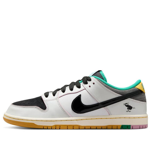 HJ4132 100 Nike SB Dunk Low CSEF