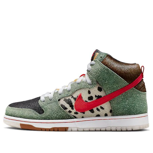 BQ6827 300 Nike SB Dunk High Dog Walker