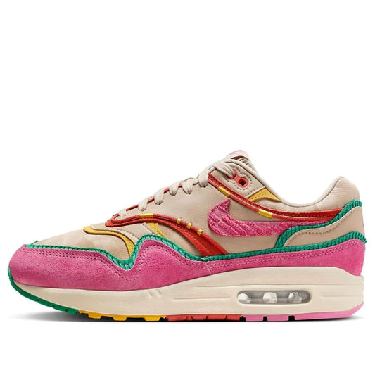 FN0598 200 Nike Air Max 1 Familia