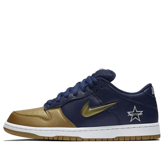 CK3480 700 Nike SB Dunk Low Supreme Jewel Swoosh Gold