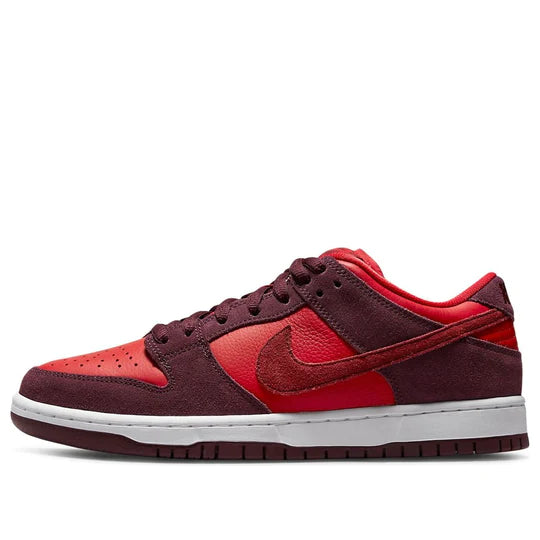 DM0807 600 Nike SB Dunk Low Cherry