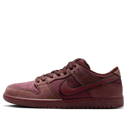 FN0619 600 Nike SB Dunk Low “City of Love”