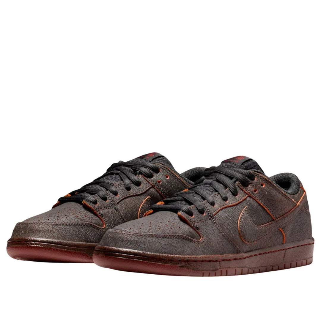 HV1668 001 Nike Dunk SB Low Krampus