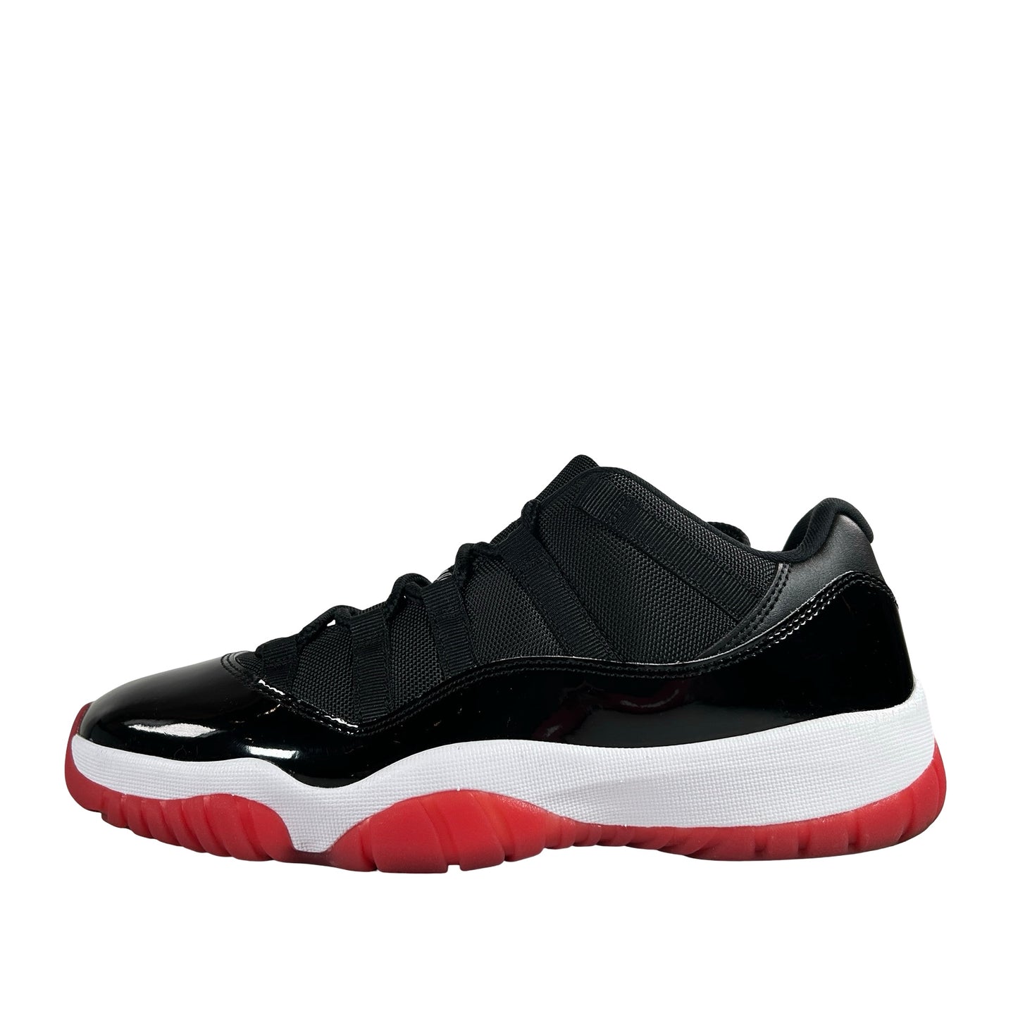 FV5104 006 Jordan 11 Retro Low Bred (2025) - 9.5 M (Used)