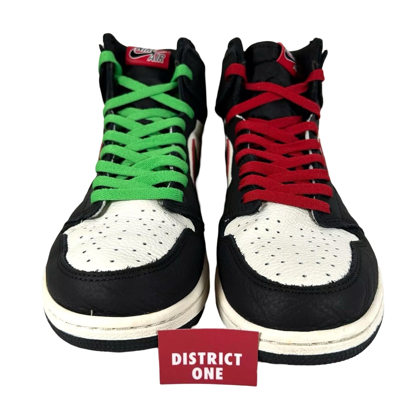 555088 015 Jordan 1 Retro High Sports Illustrated (A Star Is Born) [USED] - 12 M (Used)