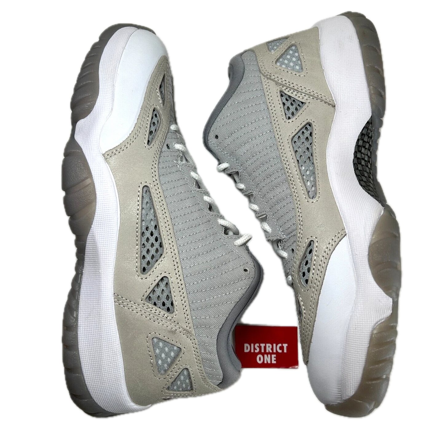 919712 102 Jordan 11 Retro Low IE Light Orewood Brown - 8 M (Mark on Left Shoe) (Damaged Box)