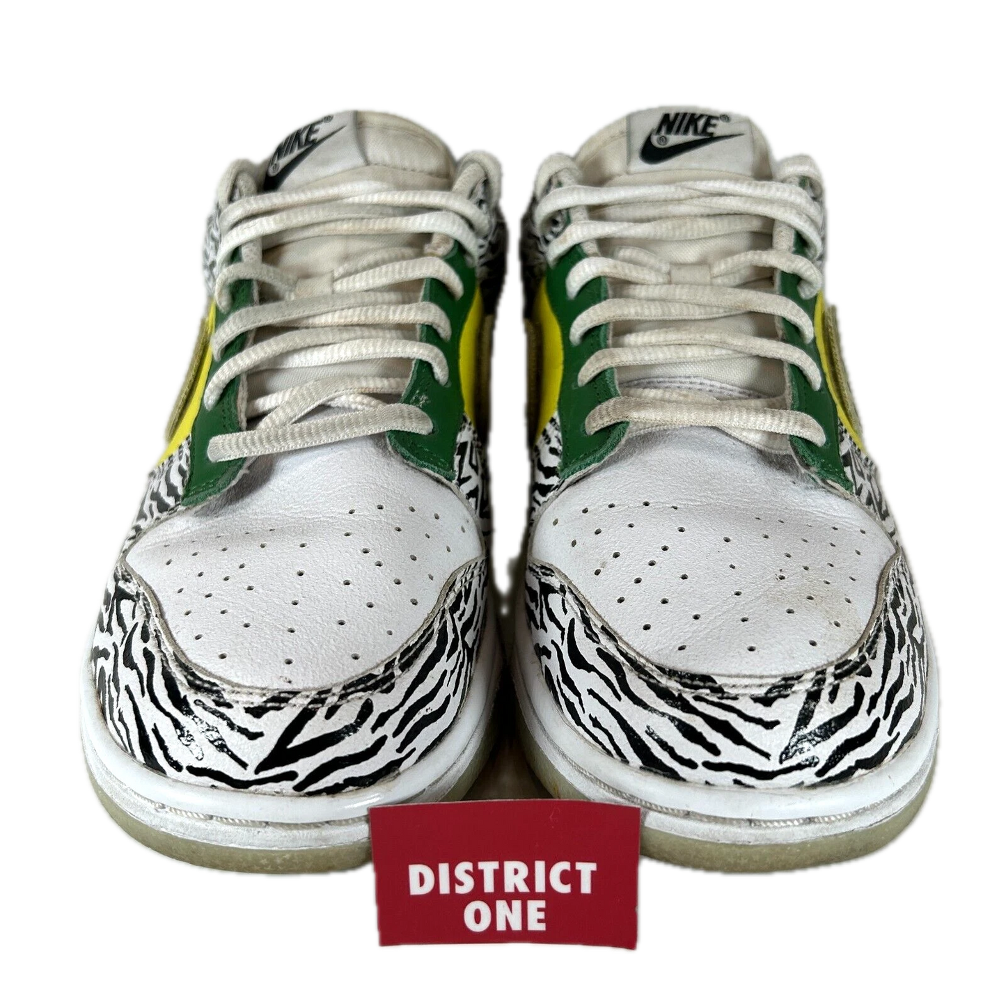 DR7305 100 Nike Dunk Low Doernbecher Zoe [USED] - 8 M (Used)