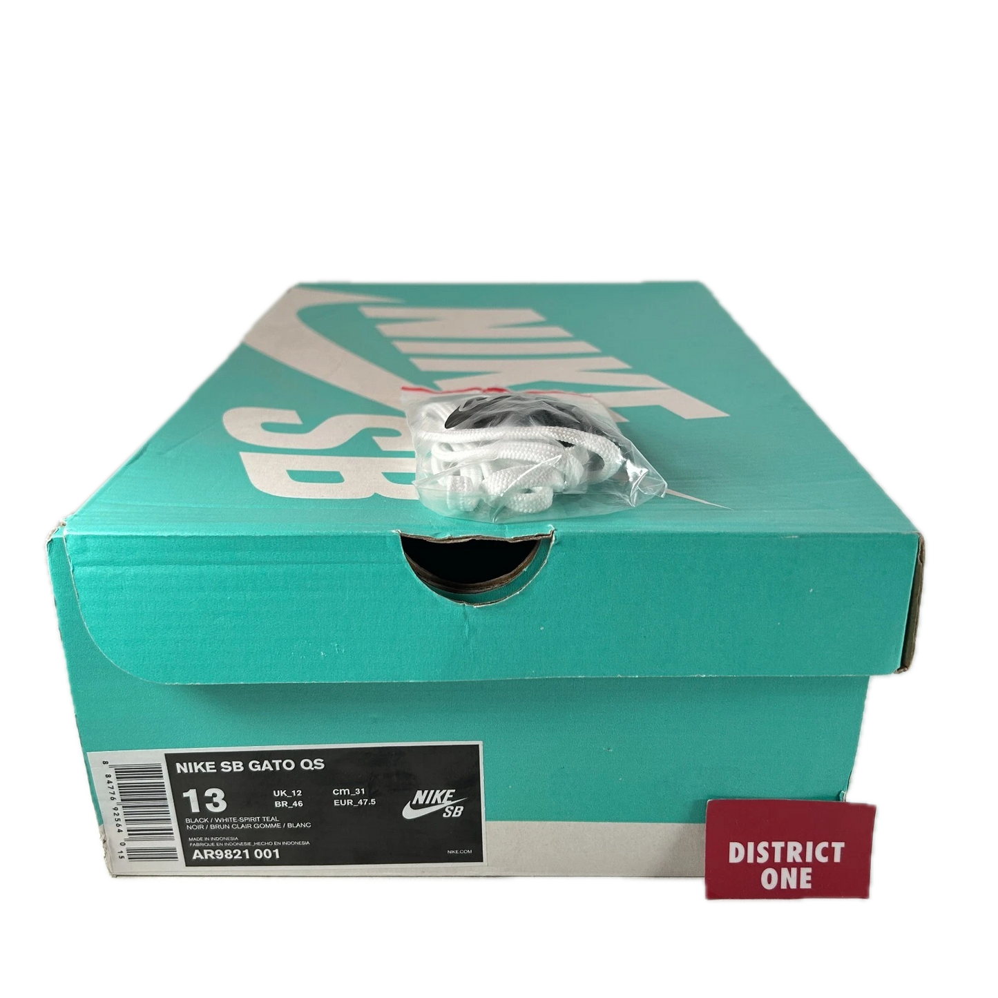 AR9821 001 Nike SB Gato Supreme Black [USED] - 13 M (VNDS)