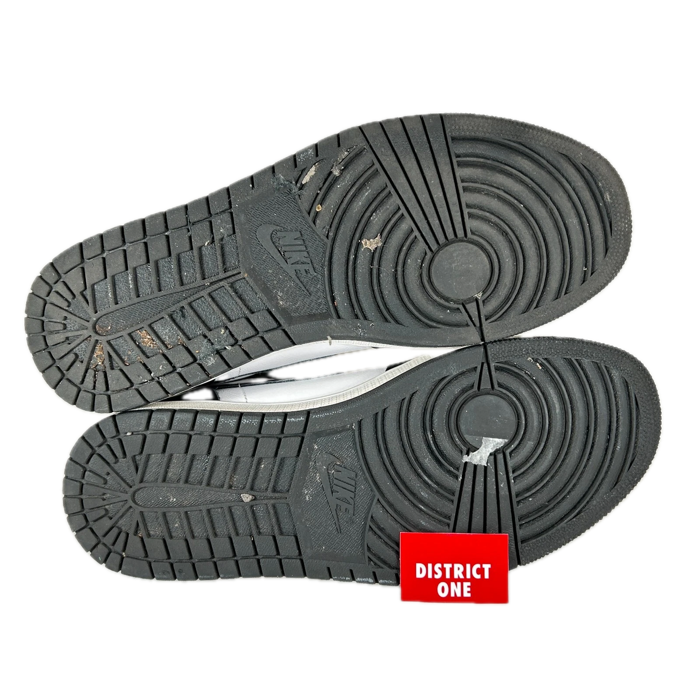 555088 010 Jordan 1 Retro Black White (2014) [USED] - 9.5 M (Used)