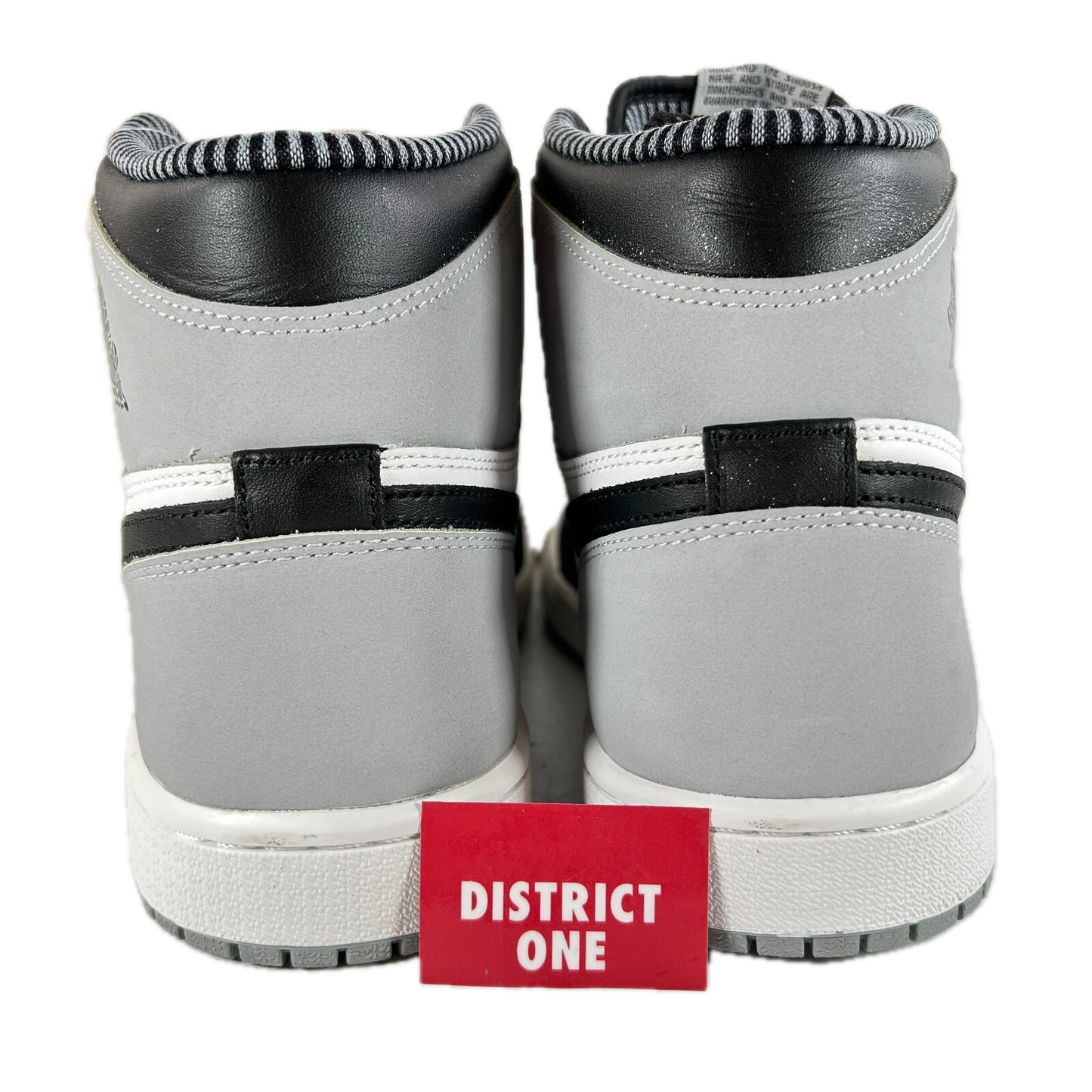 555088 104 Jordan 1 Retro Barons - 10.5 M (Yellowing) (Damaged Box)