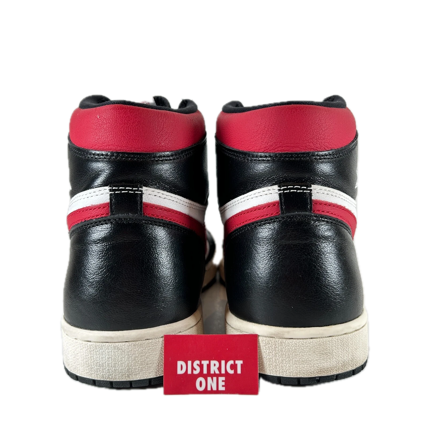 555088 061 Jordan 1 Retro High Bloodline [USED] - 12.5 (Used)
