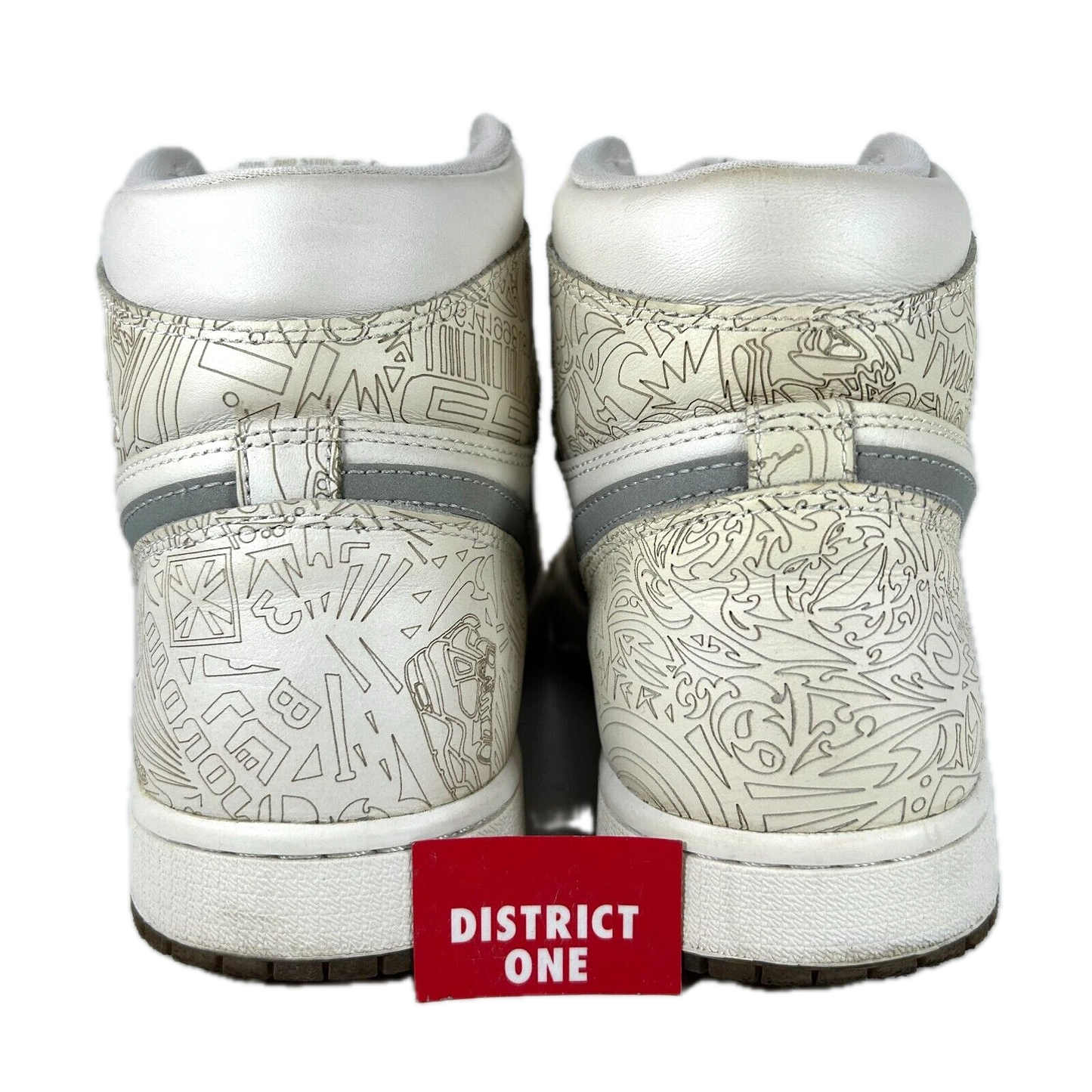 705289 100 Jordan 1 Retro 30th Anniversary Laser (2015) [USED] - 11 M (Used)