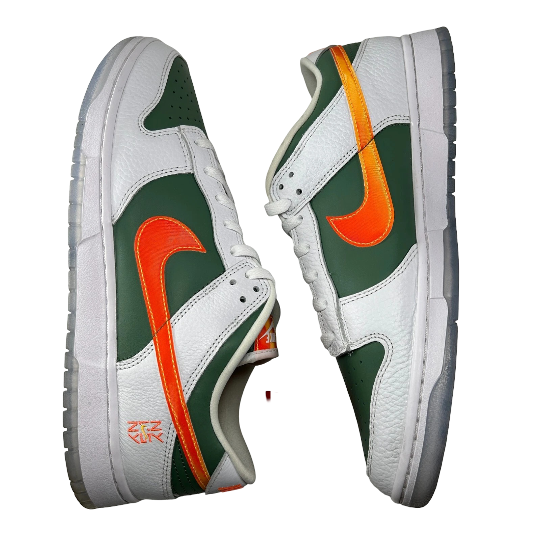 DN2489 300 Nike Dunk Low NY vs. NY [USED] - 12 M (Used)