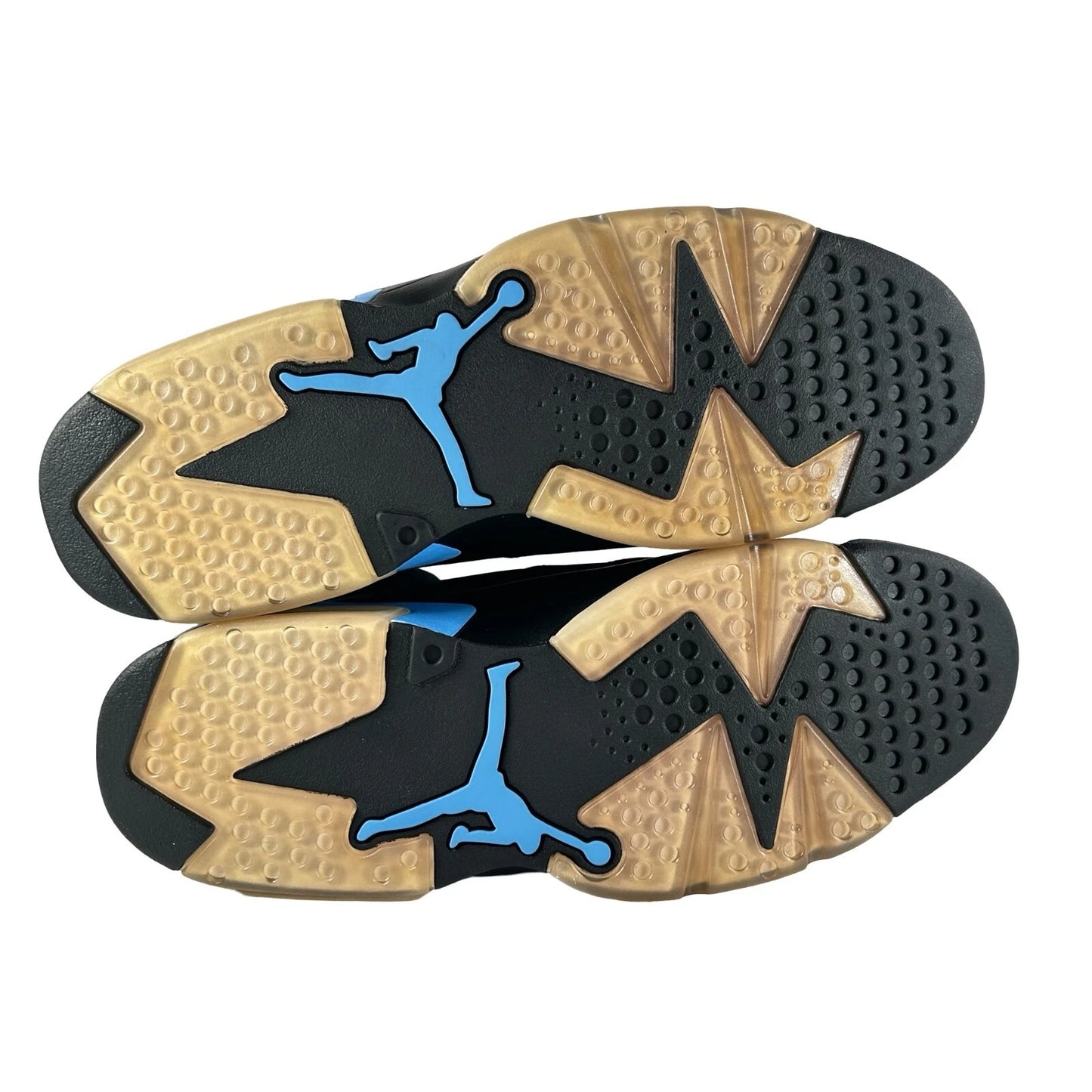 384664 006 Jordan 6 UNC - 11 M (Yellowing Soles2)