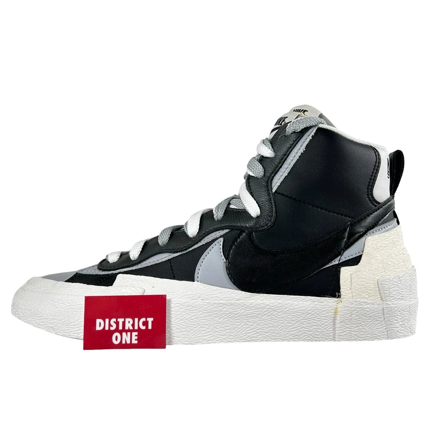 BV0072 002 Nike Blazer Mid sacai Black Grey - 8.5 M (Midsoles Yellowing)