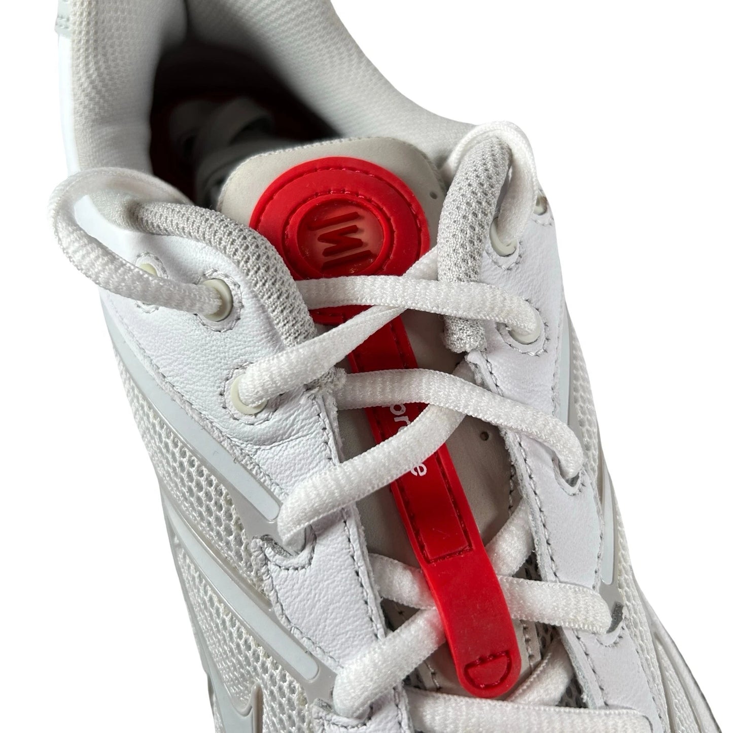 DN1615 100 Nike Shox Ride 2 SP Supreme White - 12 M (Left Shoe Yellowing) (Damaged Box)