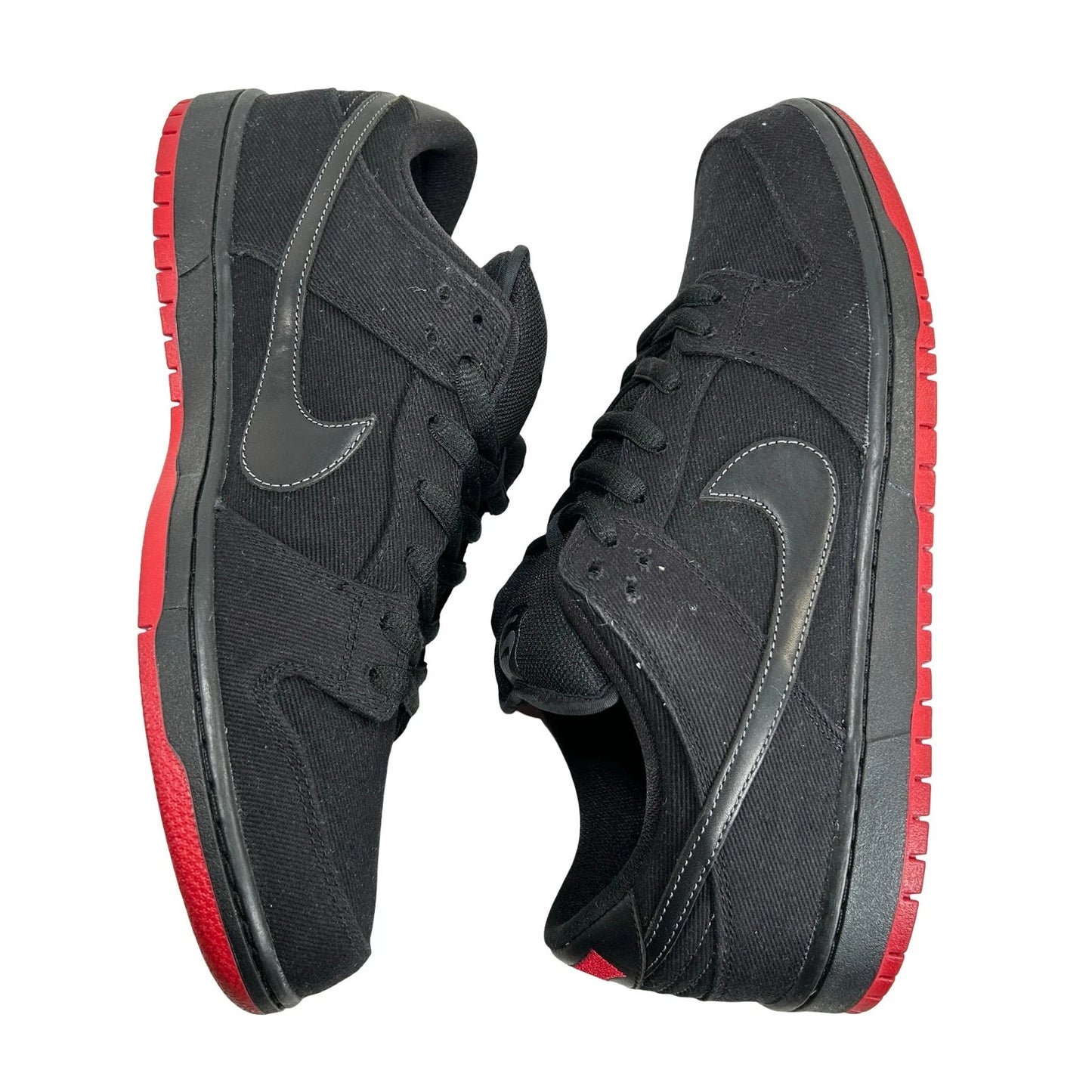 573901 001 Nike SB Dunk Low Levis Black Denim [USED] - 13 M (Used)