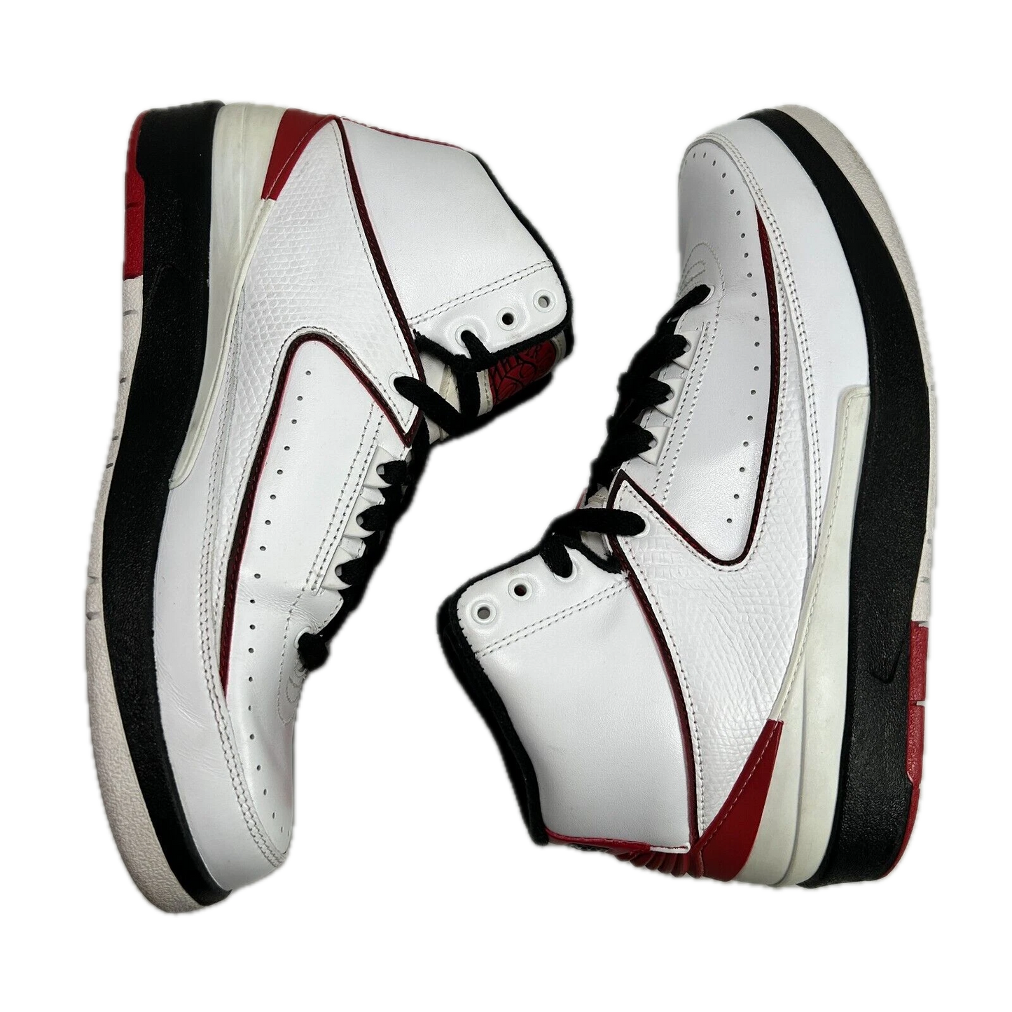 395709 101 Jordan 2 Retro QF White Varsity Red (2010) [USED] - 8 M (Used)